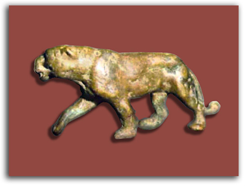 Image of statuette of puma.